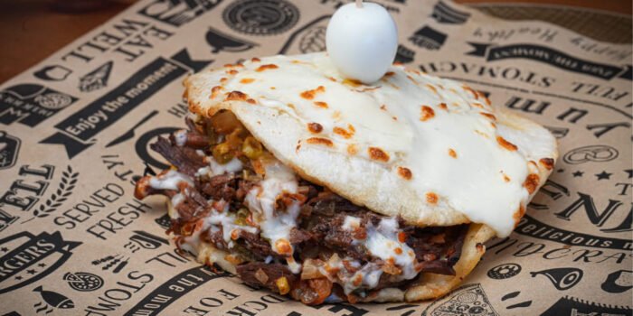 AREPA WITH BEEF